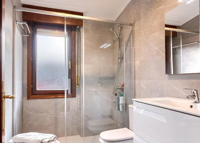 Apartment Atico Con 2 Terrazas De 25 M Cada *