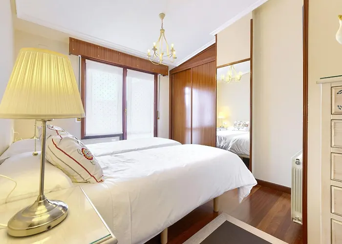 Atico Con 2 Terrazas De 25 M Cada *