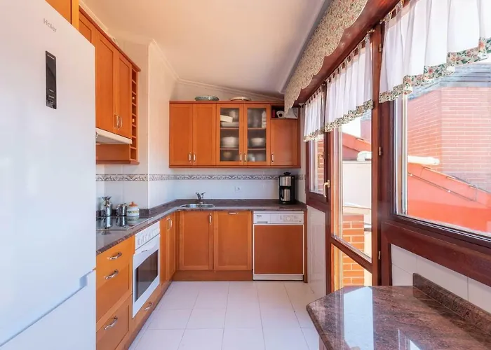 Apartment Atico Con 2 Terrazas De 25 M Cada *
