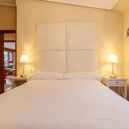 Atico Con 2 Terrazas De 25 M Cada Apartment *