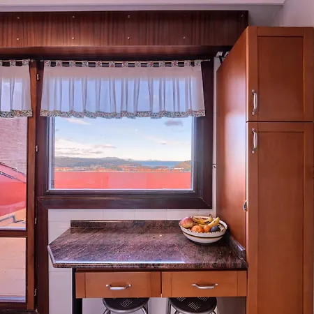 Atico Con 2 Terrazas De 25 M Cada *