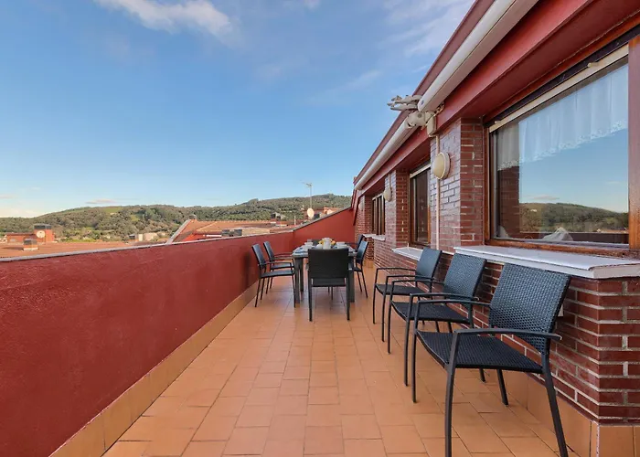 Apartment Atico Con 2 Terrazas De 25 M Cada *