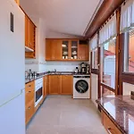 Atico Con 2 Terrazas De 25 M Cada *